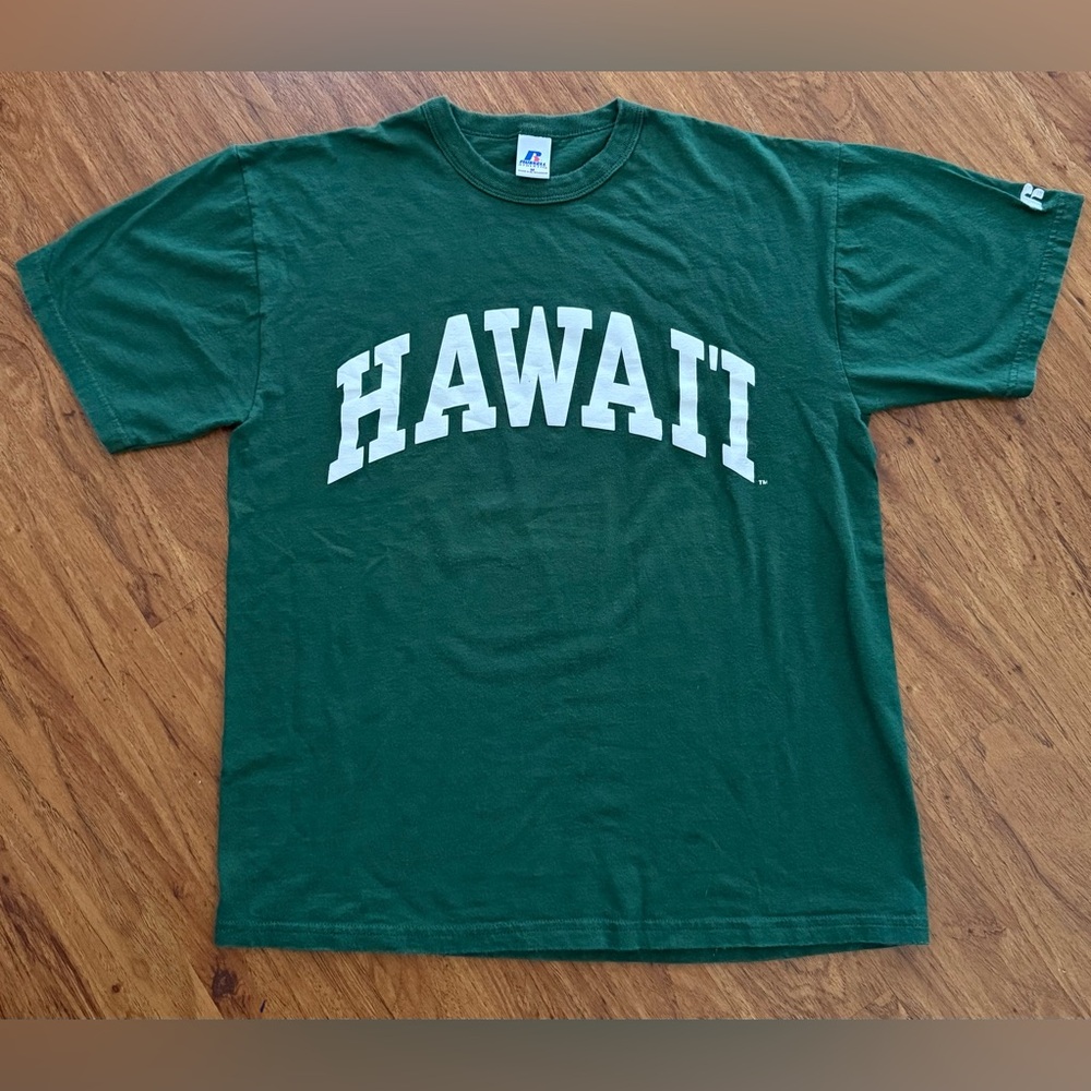 Vintage University Of Hawai’i T Shirt Russell Athletic UH Rainbows Bows